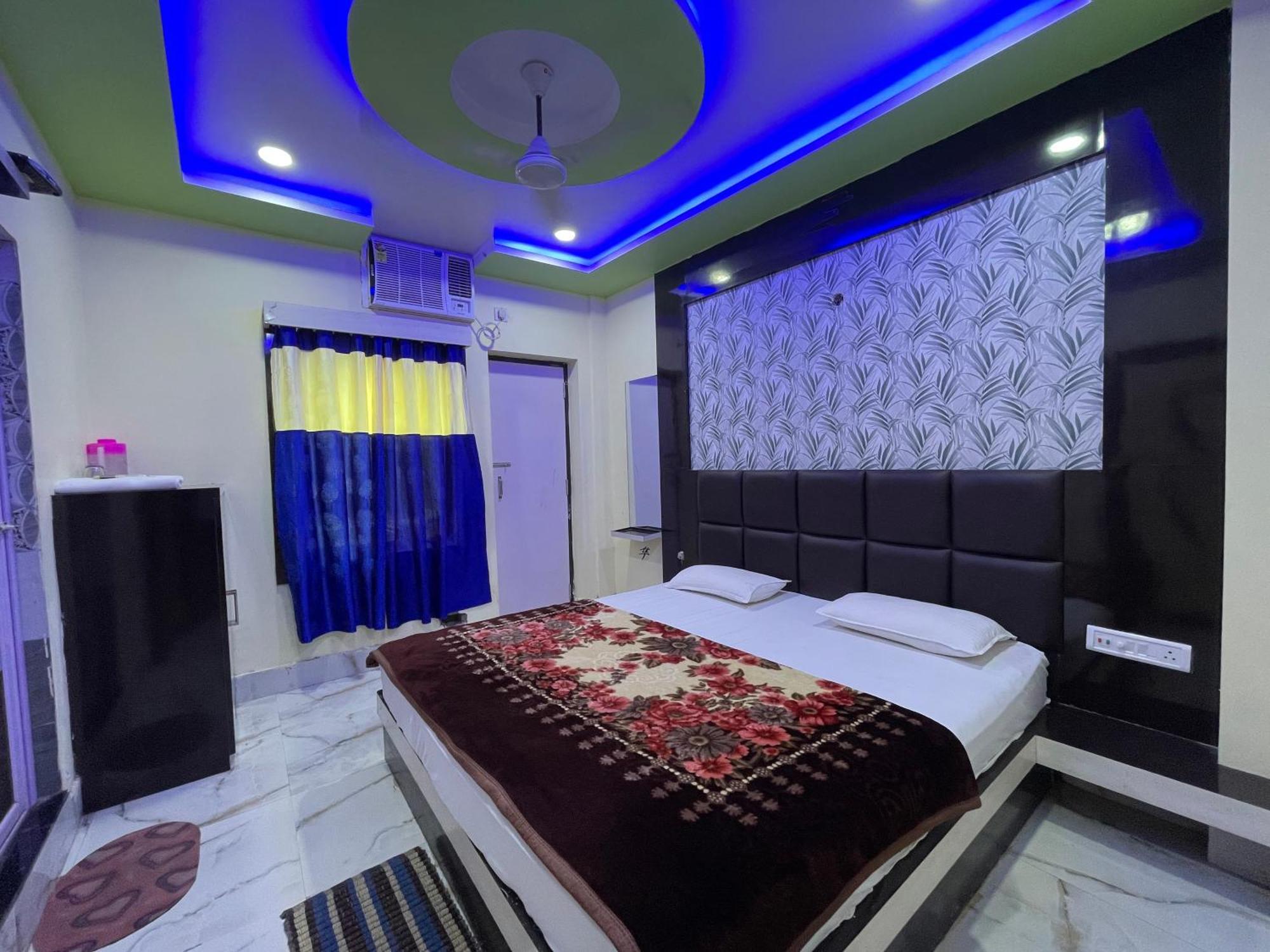 Raghunath Palace Hotel Puri Bagian luar foto